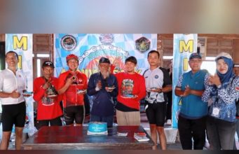 5 Tahun KOMIKA Karanganyar, Ratusan Pecinta Minion Minitrex dari Berbagai Kota Gowes Bareng di Palur