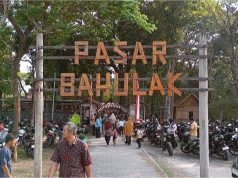 Ribuan Wisatawan Serbu Pasar Bahulak Sragen, Sensasi Belanja Pakai Keping Bathok Jadi Daya Tarik