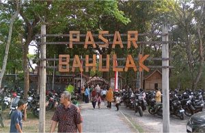 Ribuan Wisatawan Serbu Pasar Bahulak Sragen, Sensasi Belanja Pakai Keping Bathok Jadi Daya Tarik